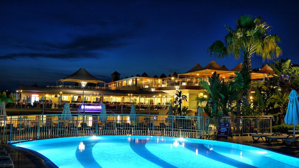 בודרום Armonia Holiday Village & Spa מראה חיצוני תמונה